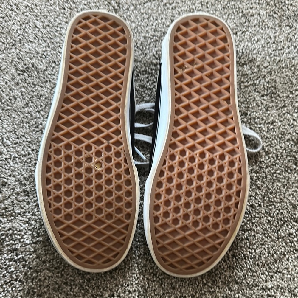 Vans Black and White Classic Sneakers - Picture 5 of 5